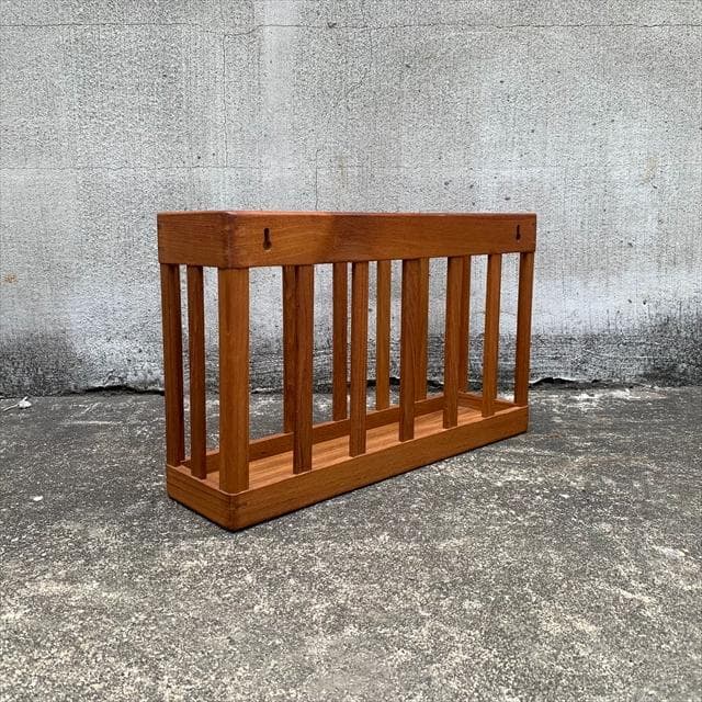 北欧デンマーク｜チーク材ウォールマガジンラック｜ヴィンテージ｜