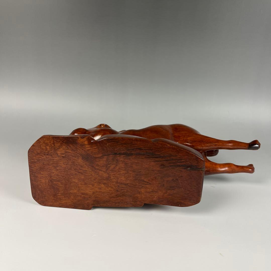 木製跳ねるウサギの彫刻　艶のある美しいうさぎ　躍動感　縁起物　干支 波兎