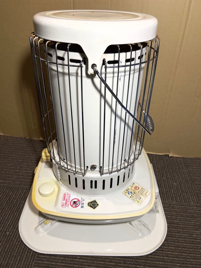 CORONA石油ストーブ 円筒形