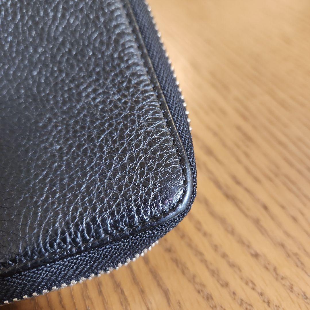 ヴィヴィアン　 二つ折り財布　黒　シルバー