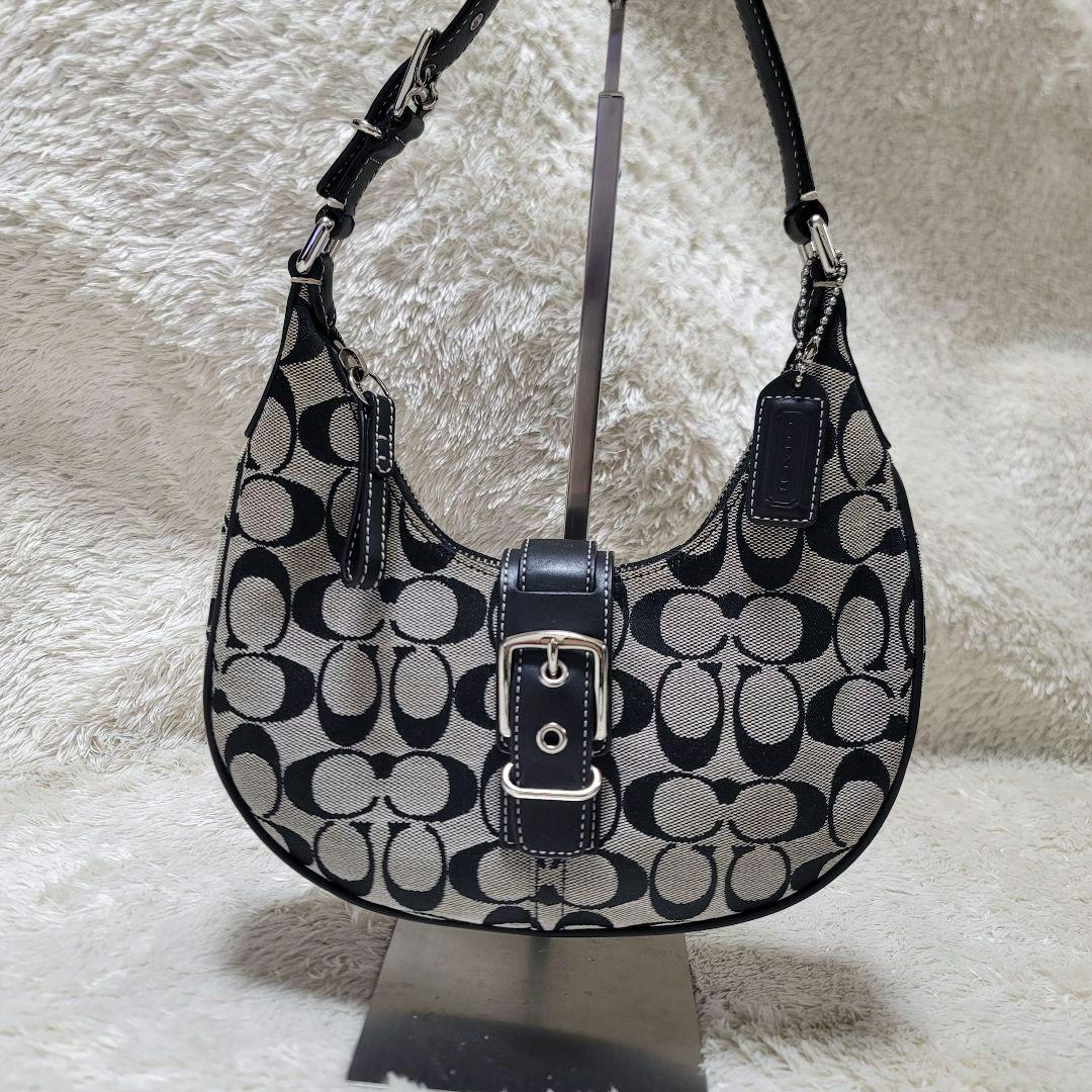 三日月型 極美品✨コーチ ハーフムーン ワンショルダー シグネチャー 専用袋