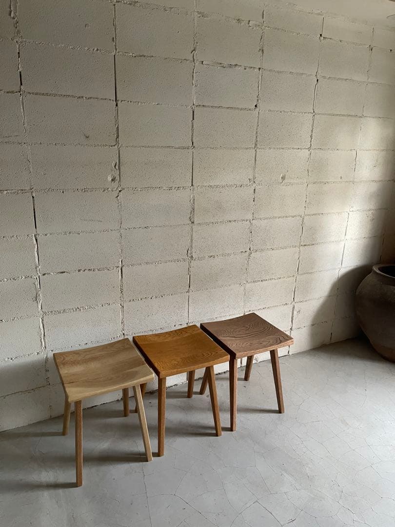 リフレッシュタイプチェア　ロータイプ　オーク無垢材　ウチダ　ナチュラル色