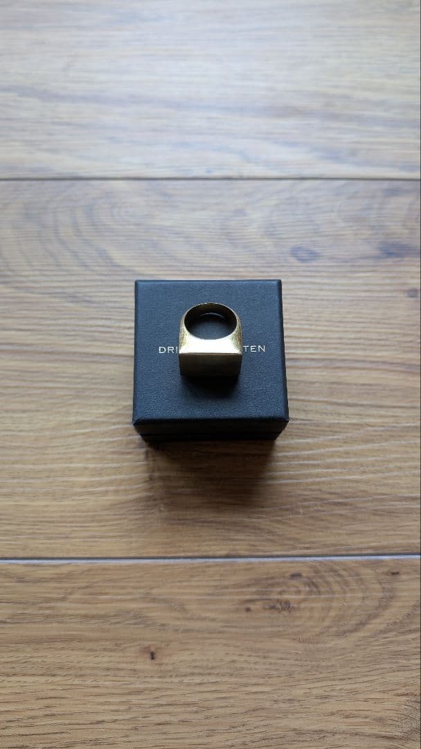 DRIES VAN NOTEN ゴールド スクエアリング