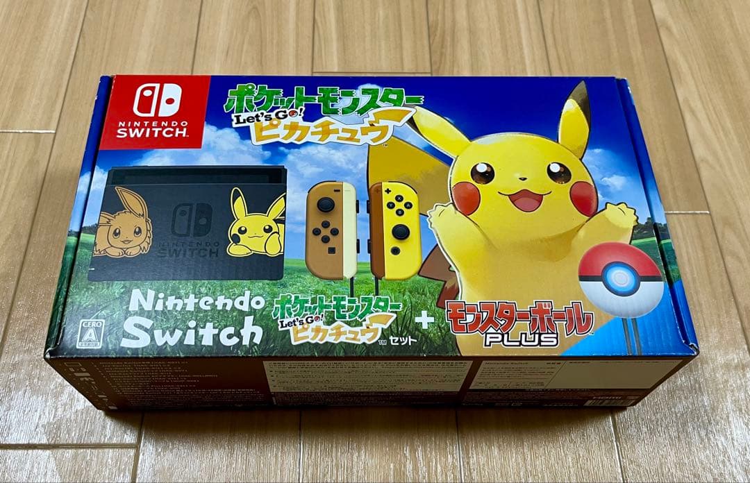 Nintendo Switch 本体　レッツゴー　ピカチュウ　セット　ポケモン