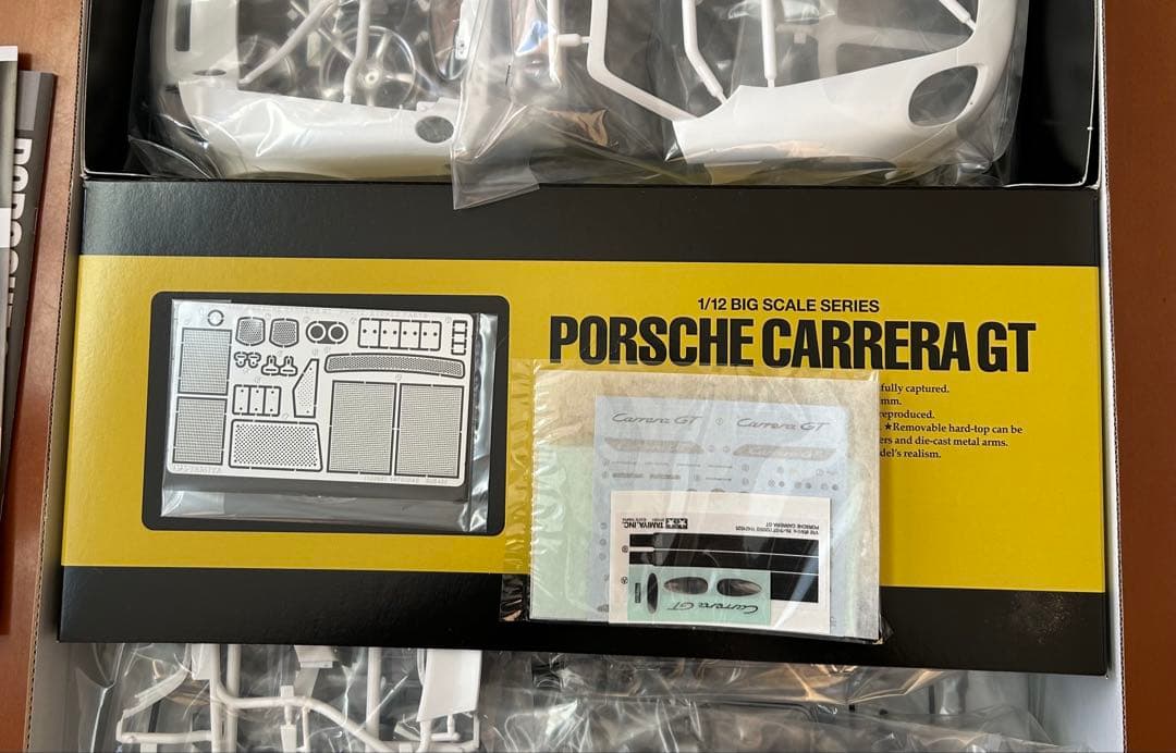 タミヤ Tamiya 1/12 ポルシェ Porsche Carrera GT