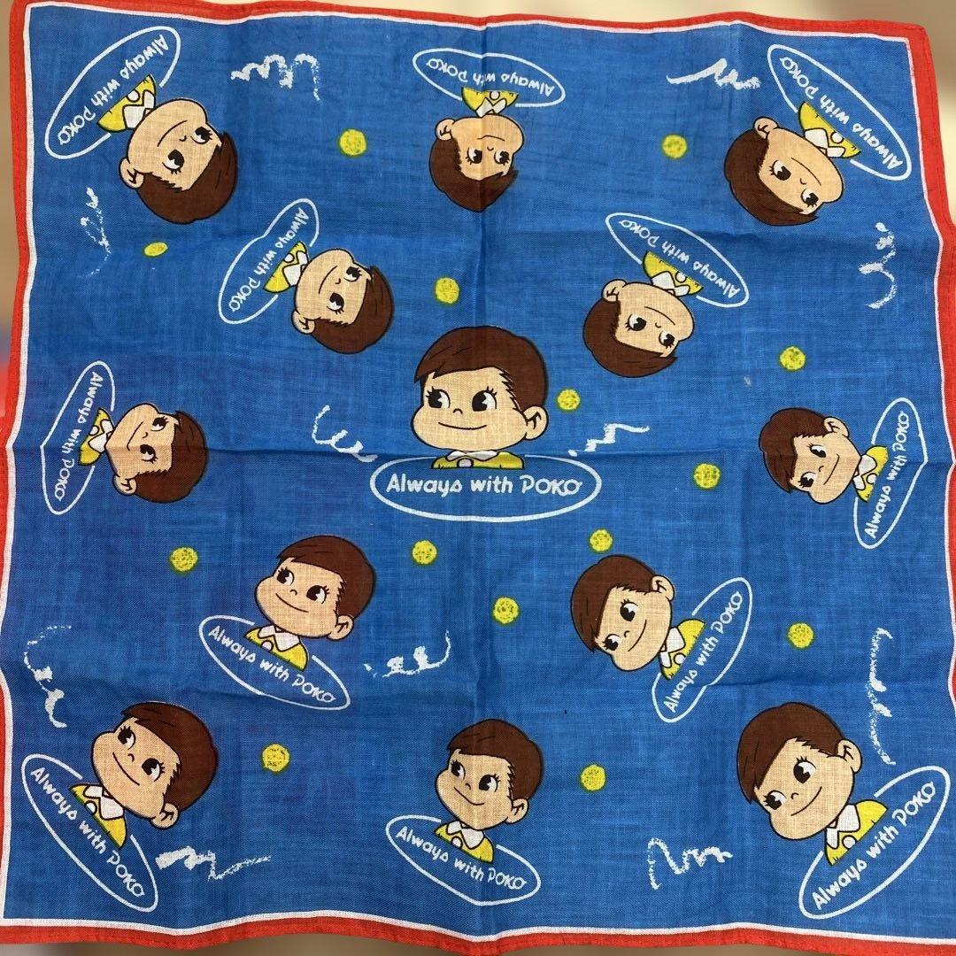 ぺこちゃん　紙ハンガー　ハンカチ（赤・青）セット