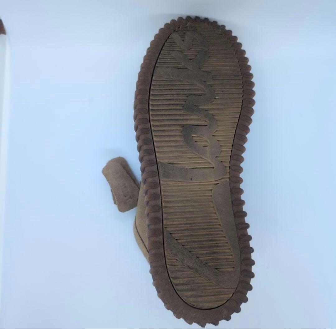 clarks　ワラビーブーツ　ベージュ スエード