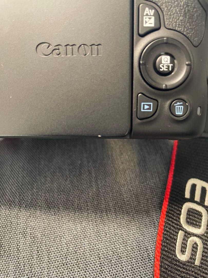 Canon EOS kiss x9 ダブルズームキット