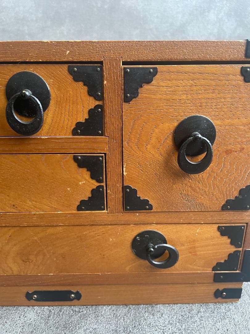 昭和レトロな木製小箪笥
