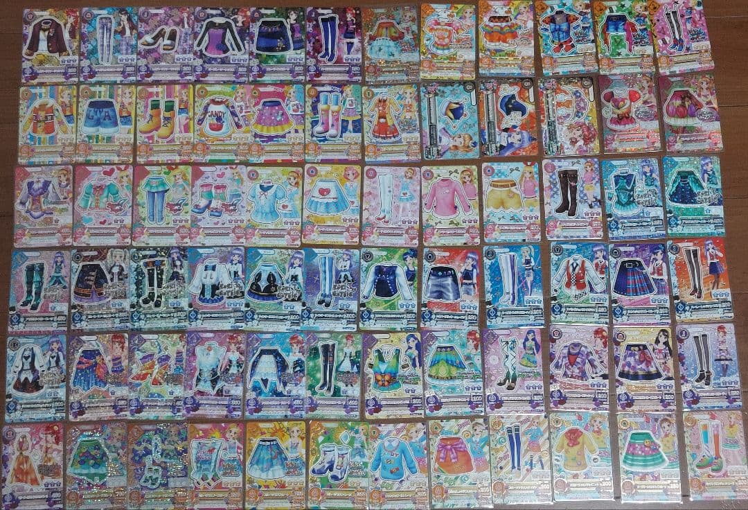 アイカツカード　まとめ売り980枚【値下げしました】