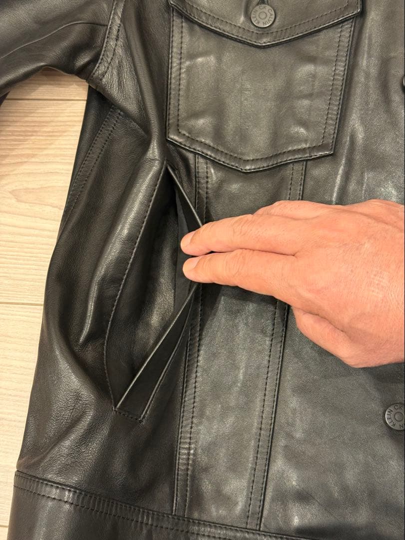 【K】  カルバンクライン レザージャケット 黒