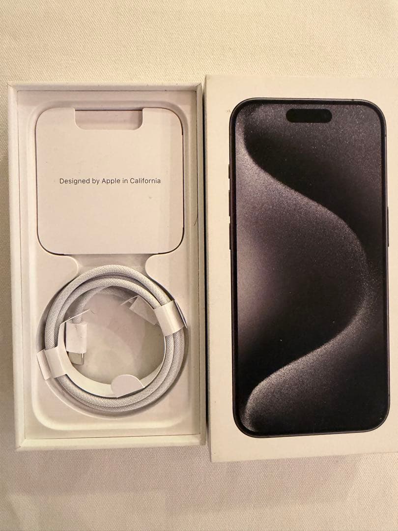 iPhone15Pro 256GB ブラックチタニウム　即発送