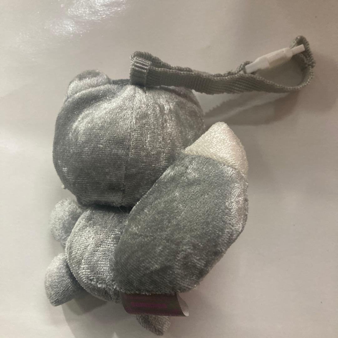 北海道限定　キティ　銀ぎつね　ストラップ