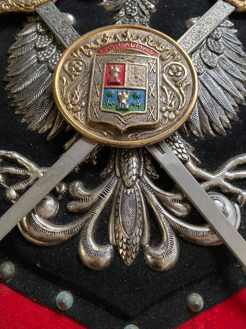 希少ヴィンテージ古道具骨董品　壁飾り　ヨーロッパ　イギリス　アメリカ　盾　剣　鷹