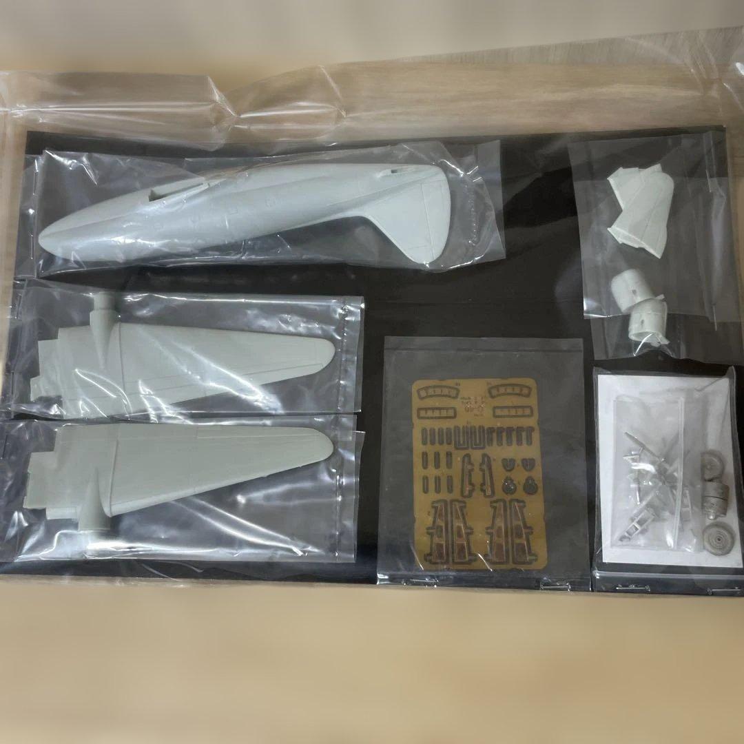 航空自衛隊C-46 AACS 飛行点検機 1/144PLATZ 未組立Ln488