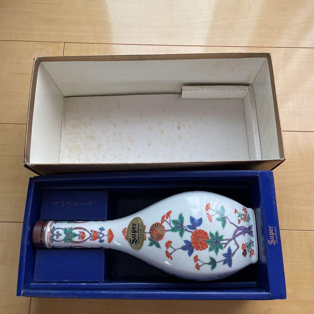 スーパーニッカ有田焼ボトル600ml