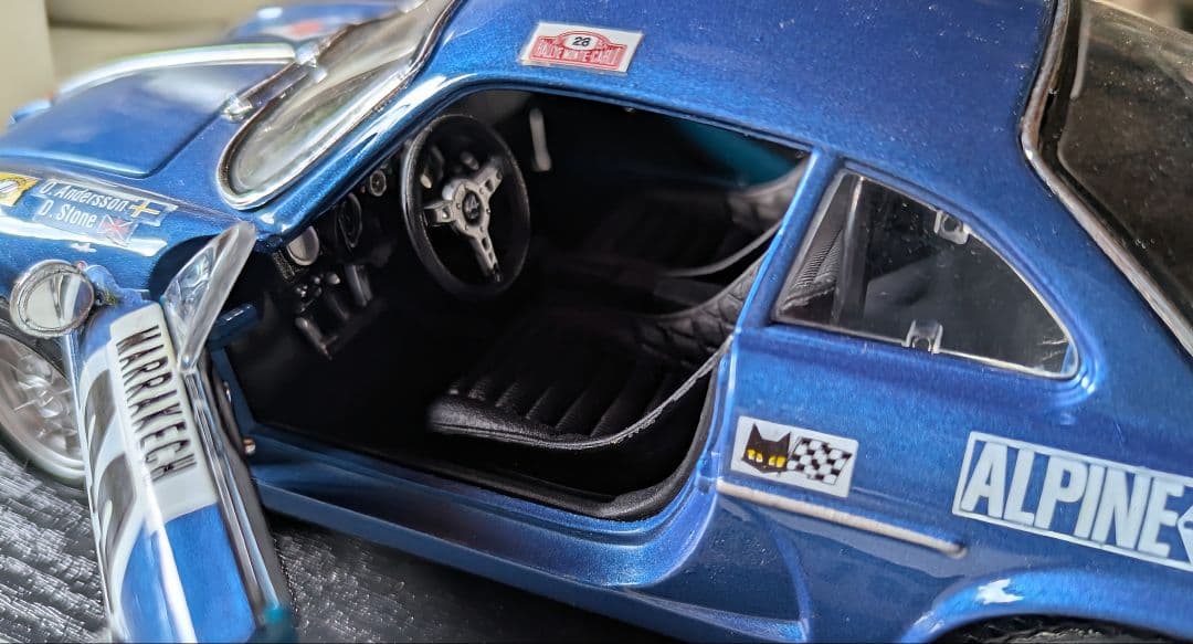 アルピーヌ A110 ラリー・モンテカルロ Maisto 1/18 美品