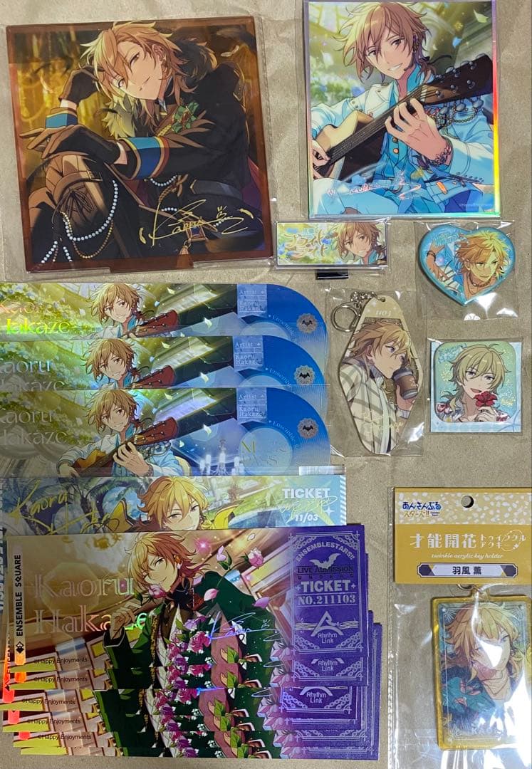 あんスタ　羽風薫　まとめ　缶バッジ　コロッタ　ホロチケ　アクスタ　アクキー