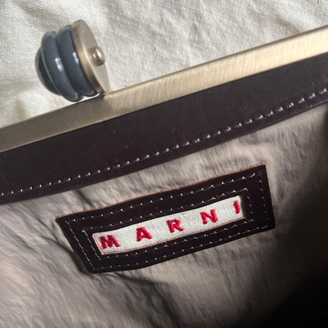 滝沢眞規子さん愛用【MARNI マルニミニバッグ】