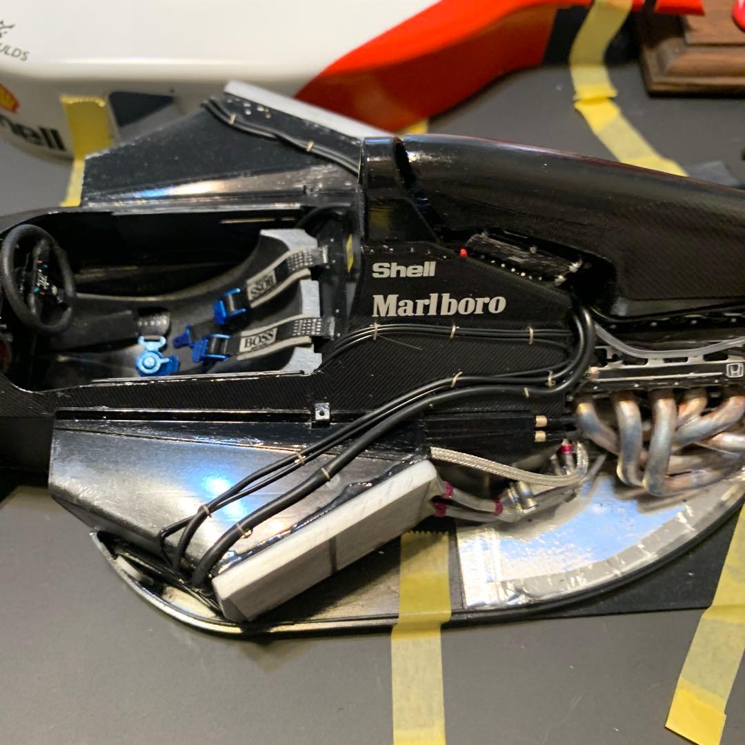 白*魔様 タミヤ　マクラーレン MP4/6 1/12スケールモデル完成品＆セナフ