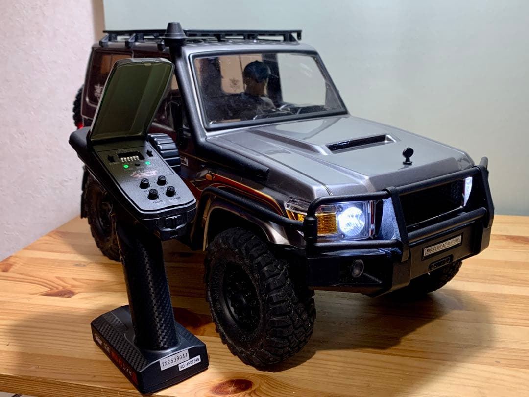 か*ん様 RGT 1/10スケール ロッククローラー