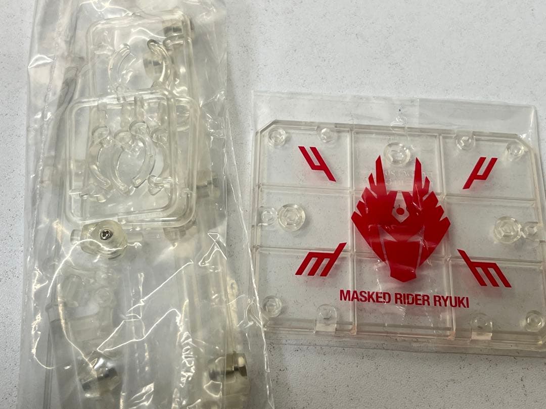 S.H.Figuarts 仮面ライダー龍騎＆ドラグレッダー