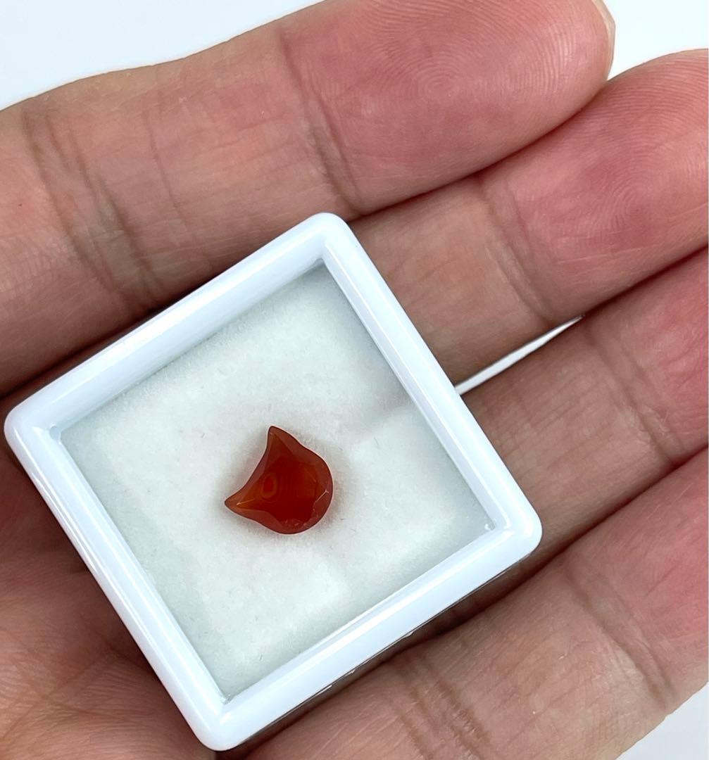 宝石ルース　 『可愛いネコちゃんカット！』希少なオレンジアゲート1.49カラット