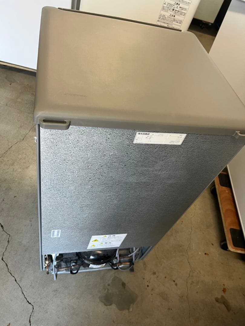 アクア ノンフロン直冷式冷蔵庫 AQR-8K 2021年製　T