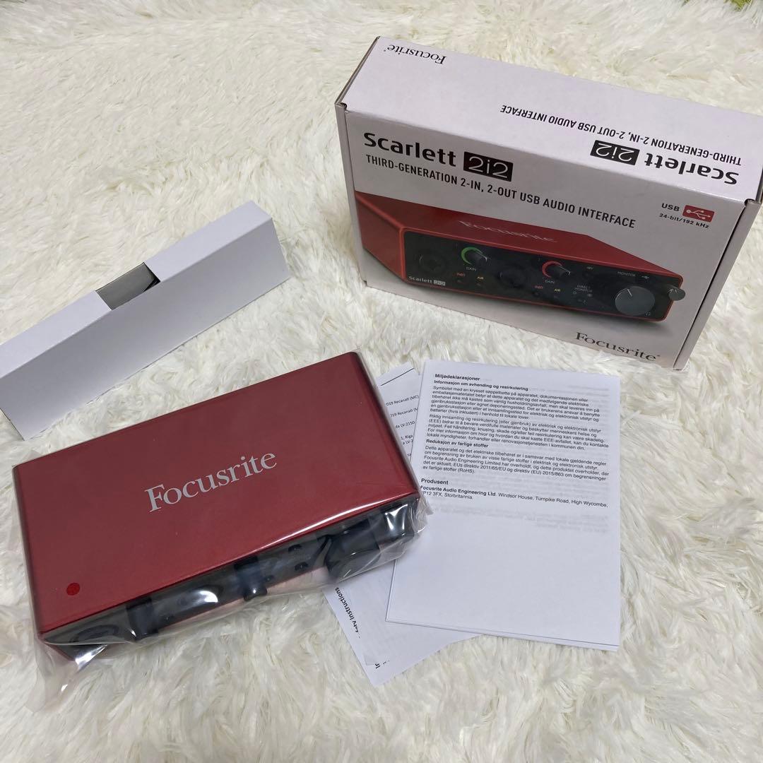 Focusrite Scarlett 2i2 3rd Gen【ケーブル付属】