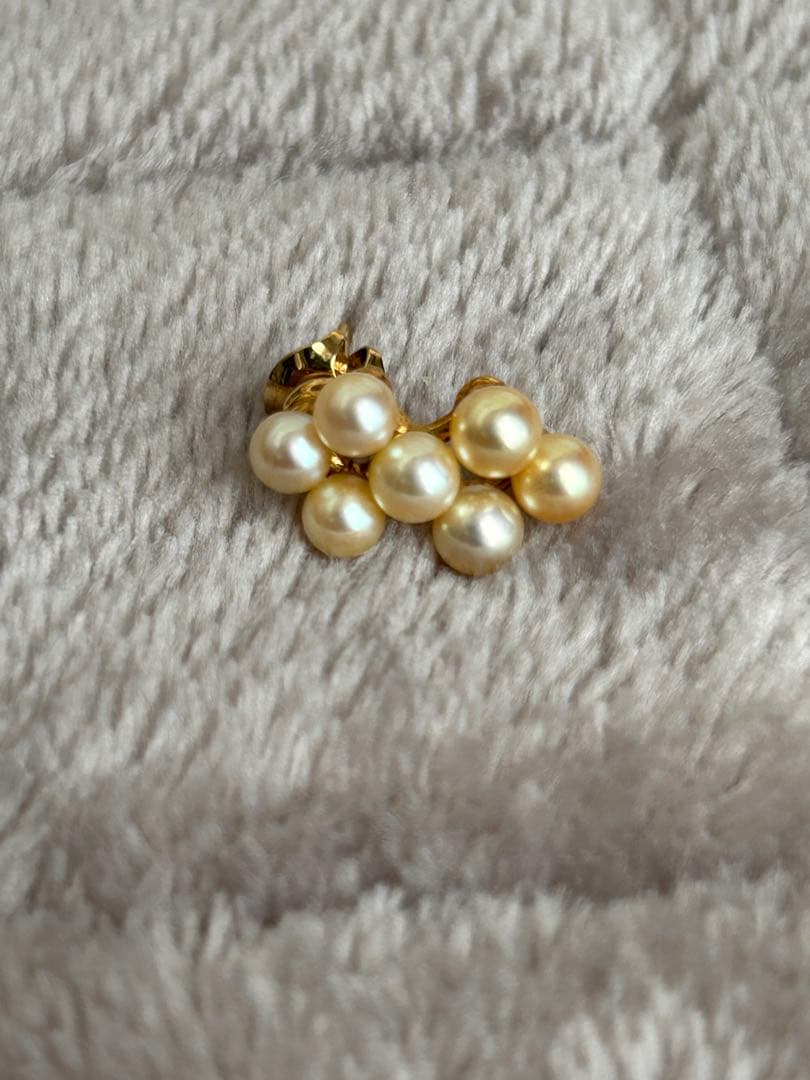 ミキモトのパールピアス