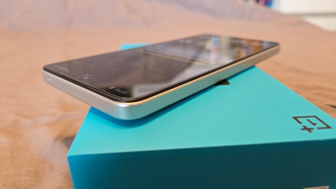 試用のみ「OnePlus Nord CE5」グローバル版8GB+256GB