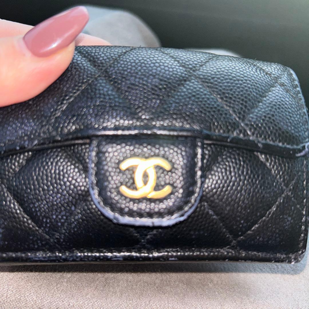 CHANEL キャビアスキン　ミニ財布