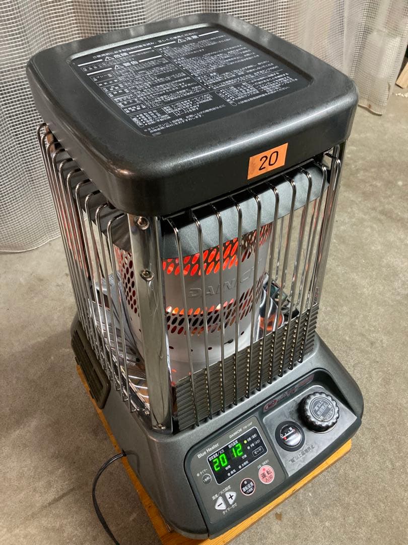 【送料無料❕】業務用ストーブ ダイニチブルーヒーター FM-104Ｆ⑳