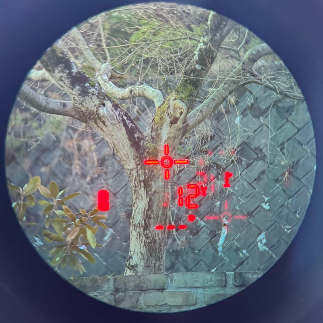 【美品】Bushnell Pro X2 ゴルフ用距離計　専用ケース付属