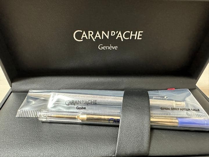 新品未使用品 ※Caran d'Ache※カランダッシュボールペン