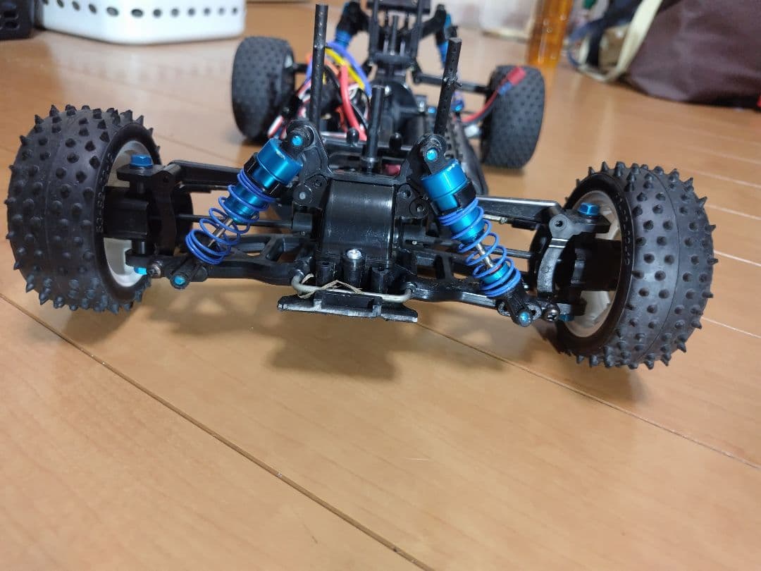 タミヤDF-02レーシングバギー メカなど色々付いてます