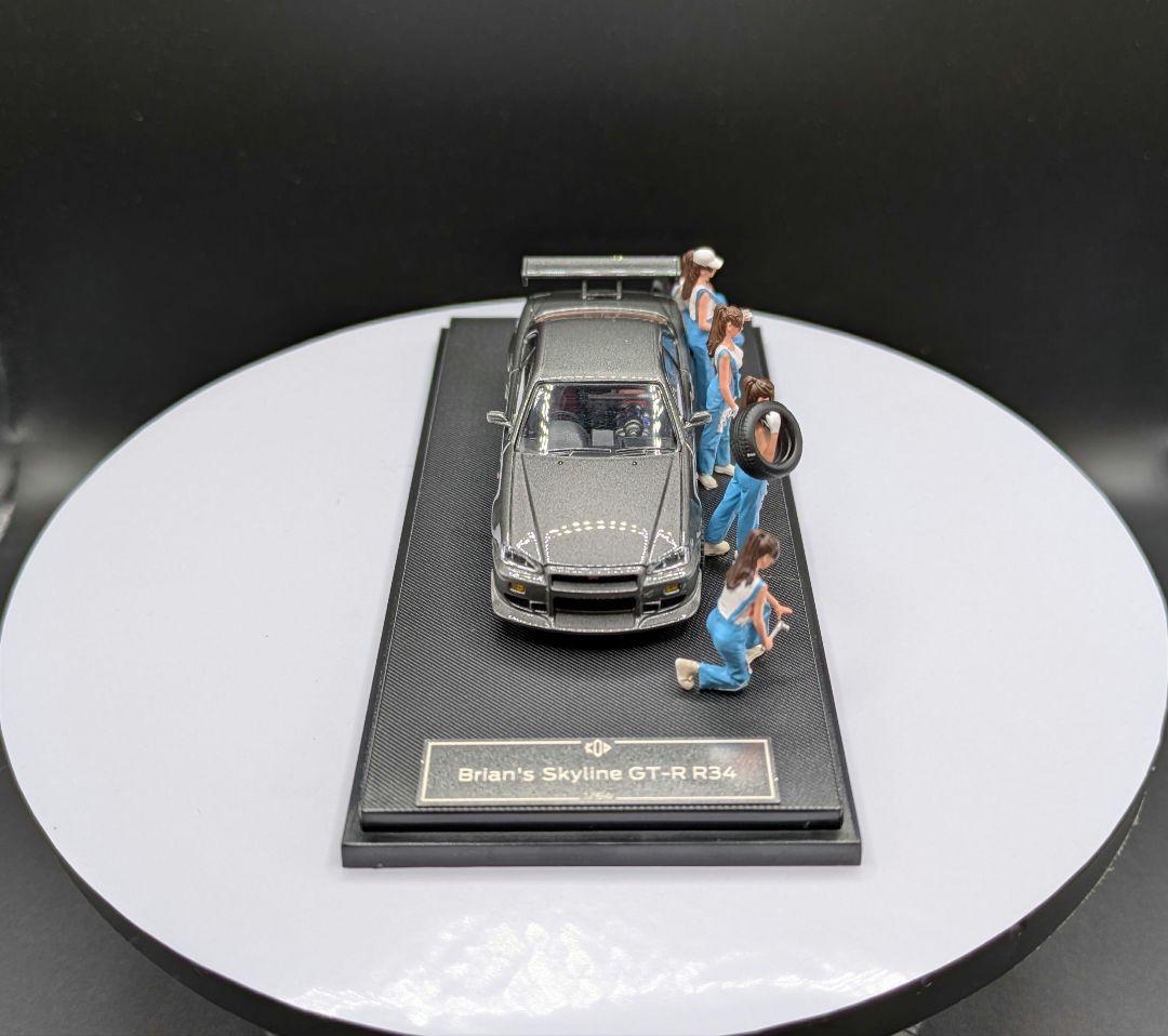 1/64スカイラインGT-R(R34)＆フィギュア(女性整備士)ジオラマ