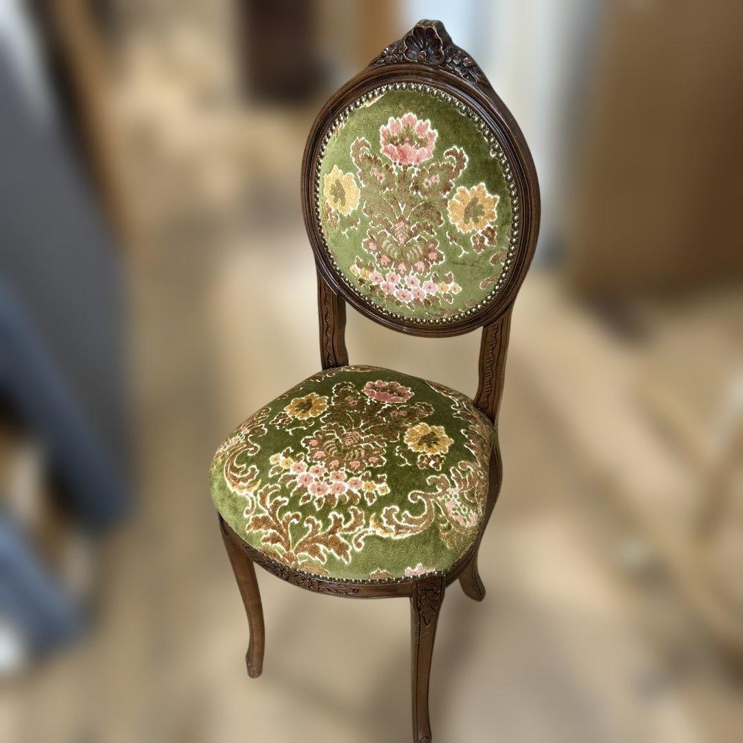 イタリア製　チェア　背もたれあり　モダン　アンティーク　西洋