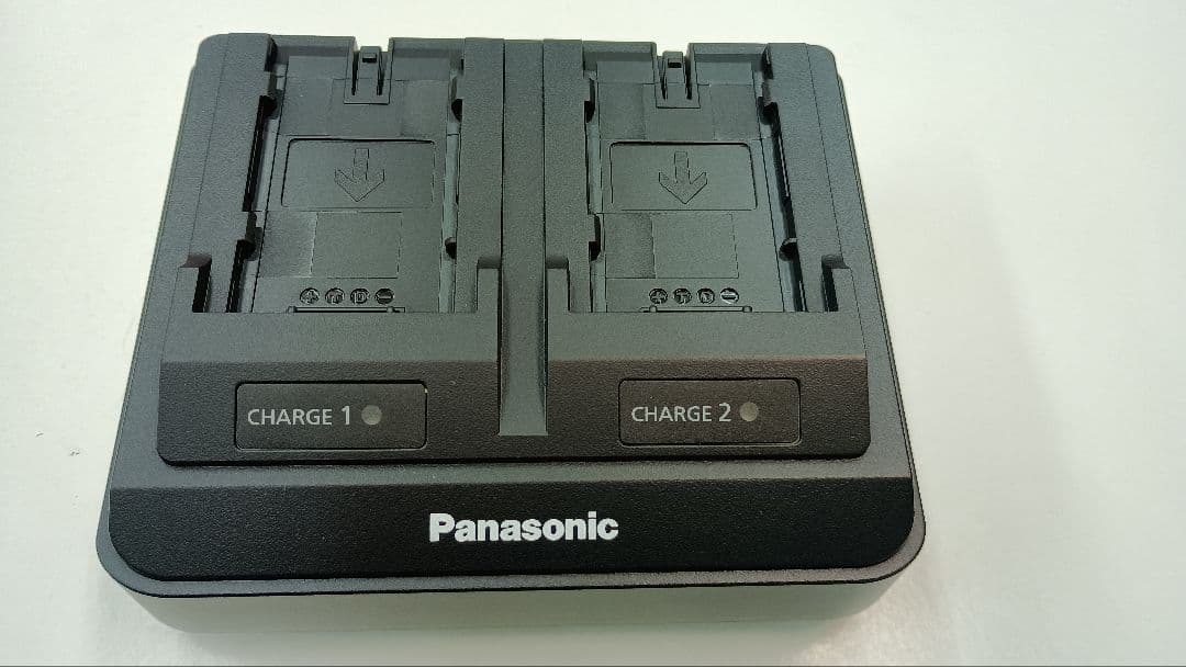 Panasonic AG-BRD50（未使用、取説無し）