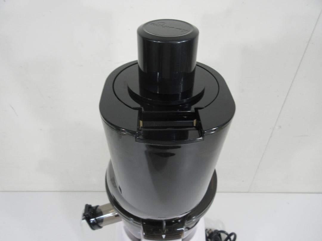 1108W Kuvings クビンス M2 ホールスロージューサー ホワイト