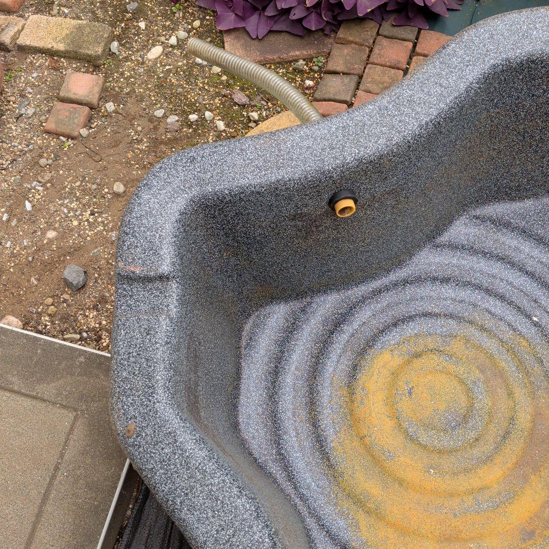 みかげひょうたん池中古プラ引き取り限定です。