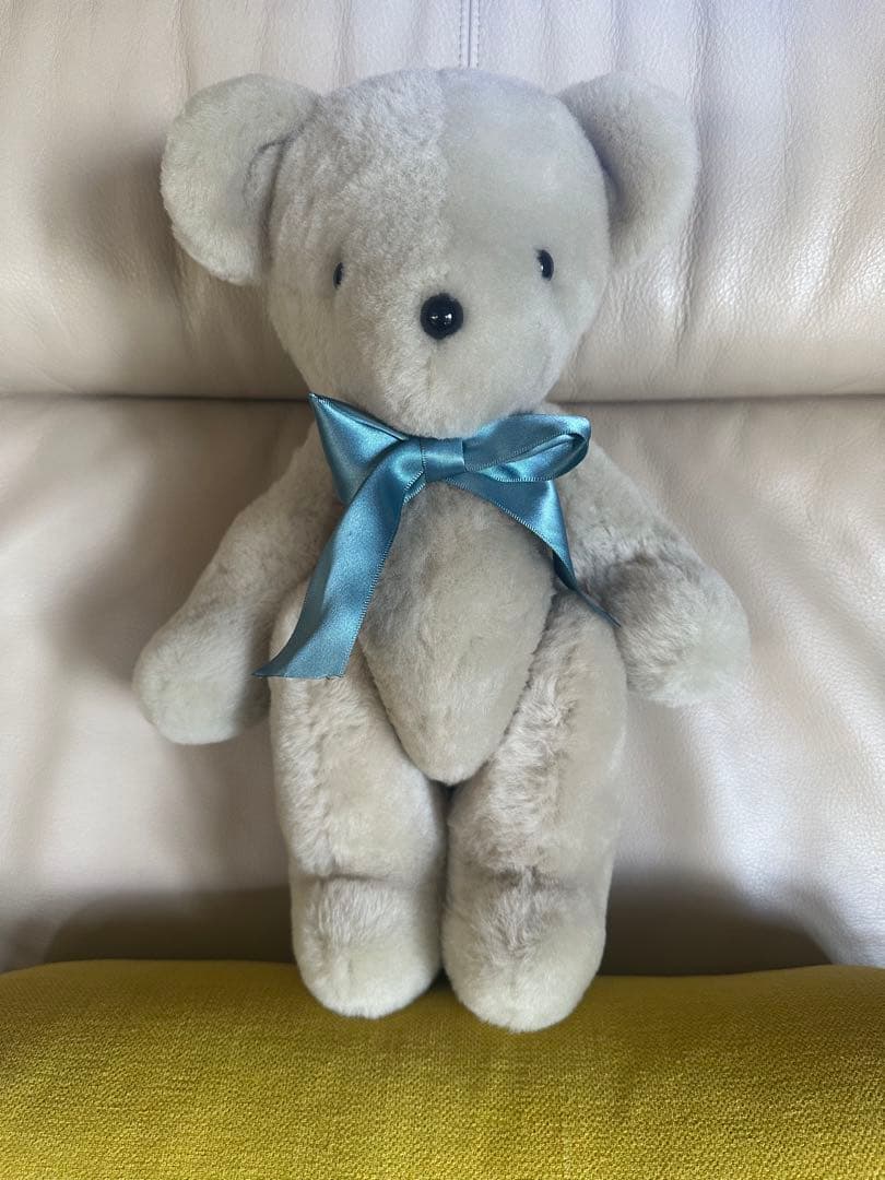 テディベア リアルファー グレーのぬいぐるみ 約30cm 水色リボン