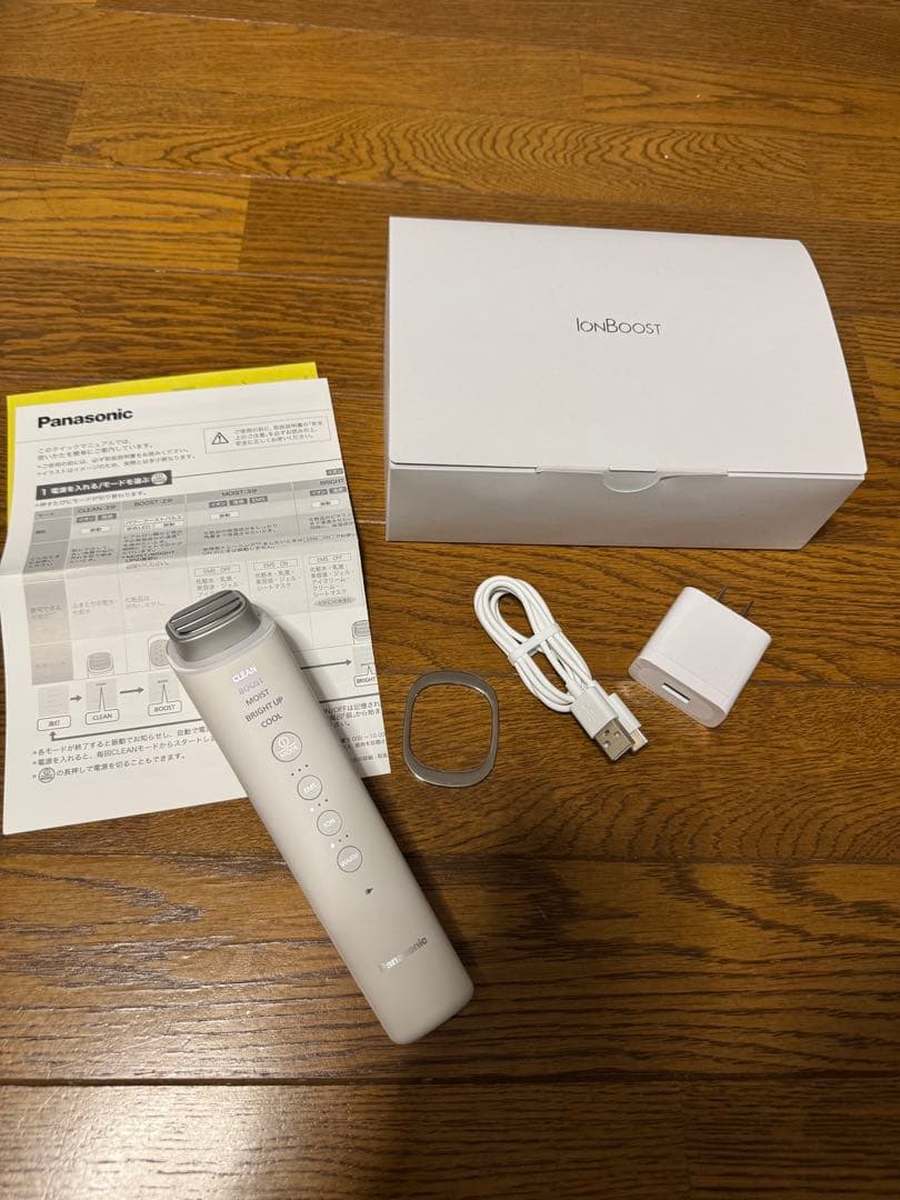 美品！パナソニック イオン美顔器 イオンブーストマルチ EX EH-SS85-W