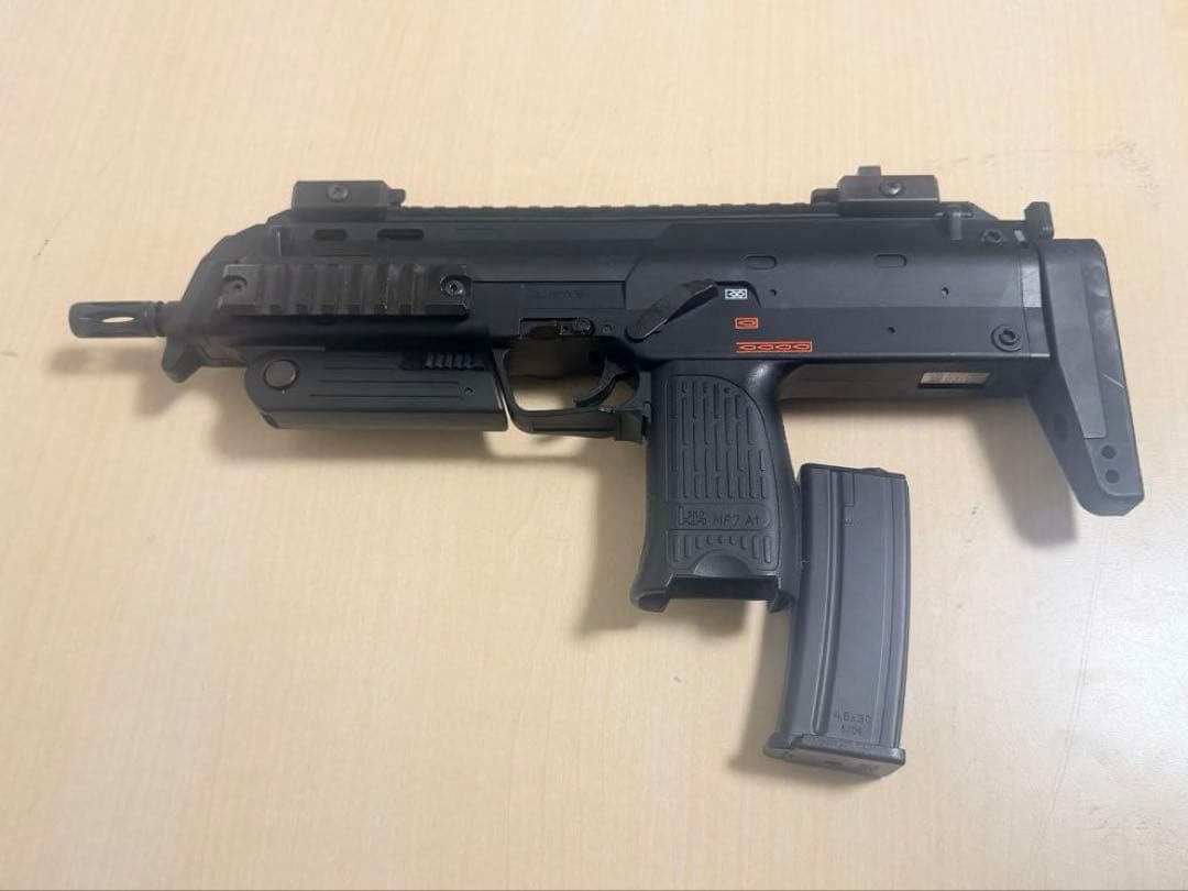 隼*人様 東京マルイ 電動コンパクトマシンガン MP7A1 ASGK刻印あり　動