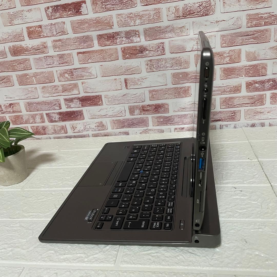 ★タブレット美品東芝パソコンSSD128GB★V714/K ノートPC152