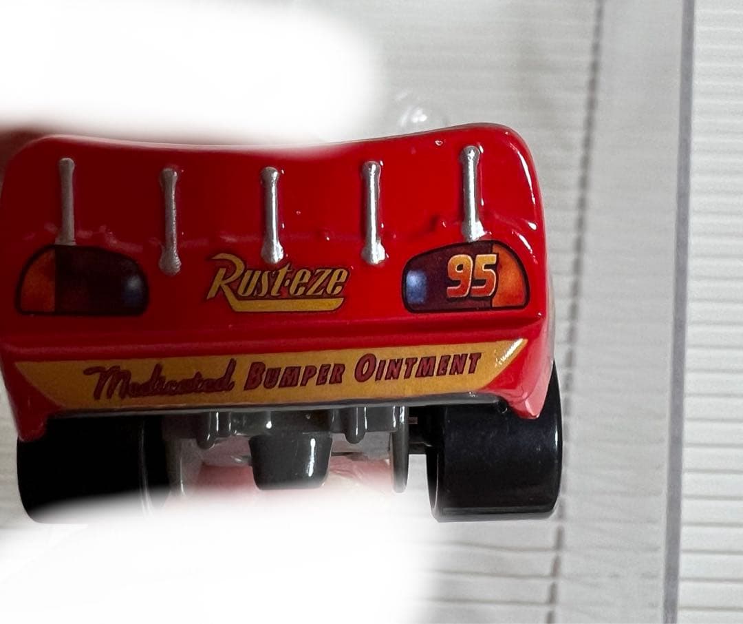 カーズ、ミニカーマテルライトニングマックィーンRADIATOR SPRINGS