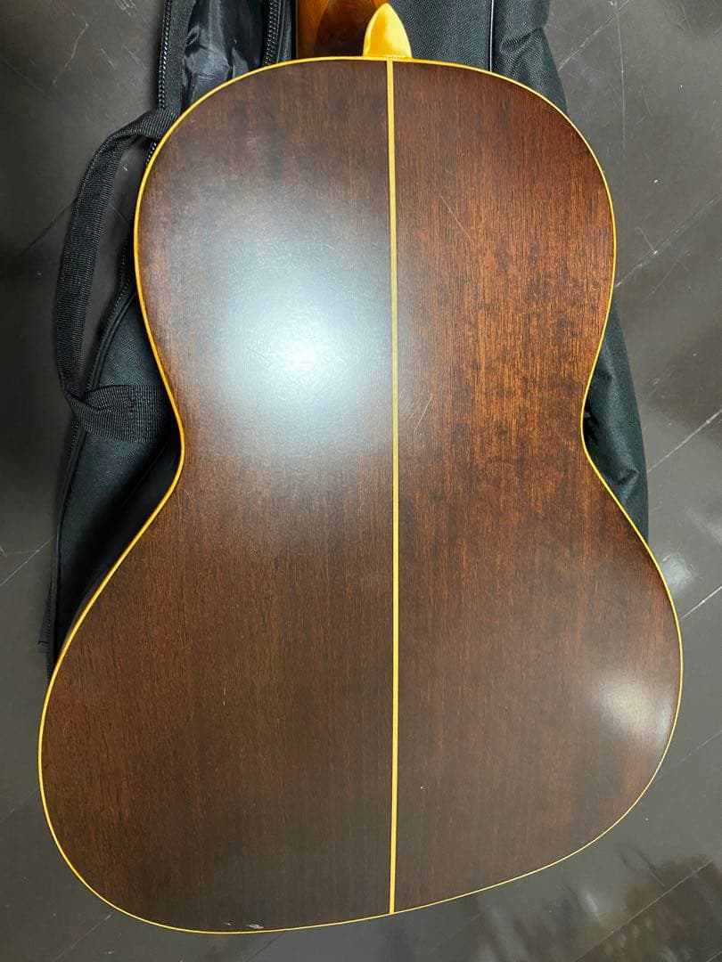 アコースティックギター　yamaki