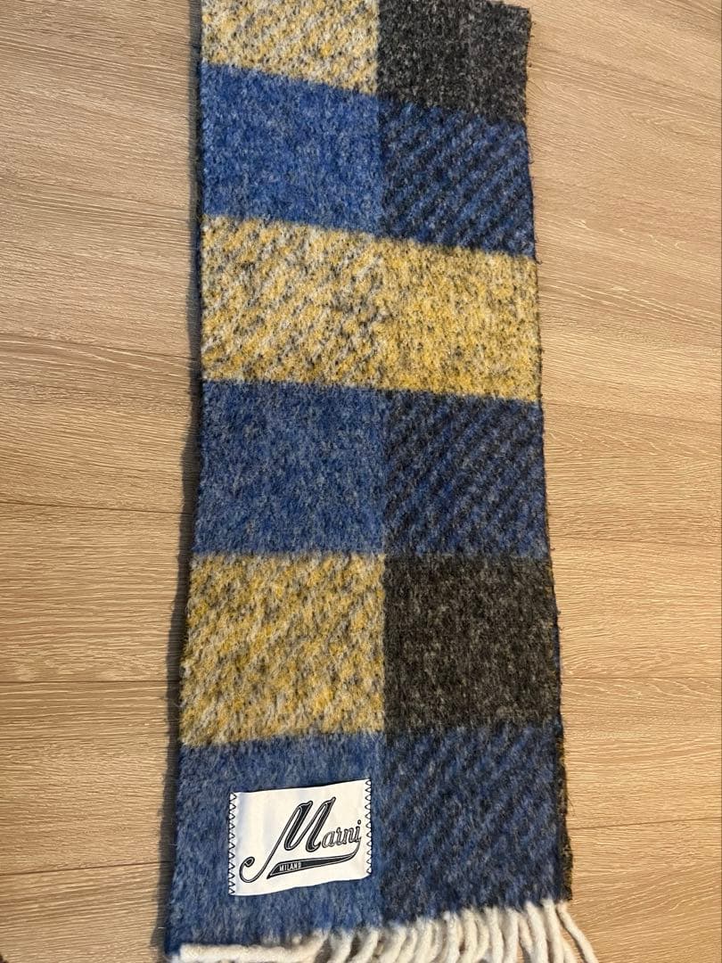 週末限定¥5.000オフMARNI マルチカラー モヘアスカーフ マフラー