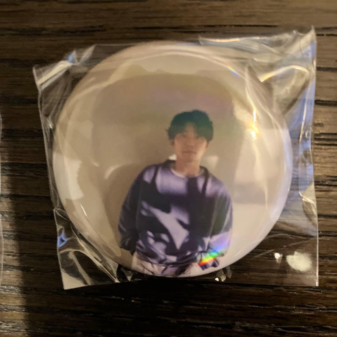 ユニ　星野源　写真入り缶バッジ 8個セット