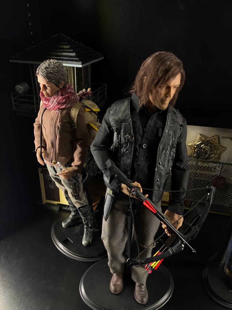 ウォーキングデッド　ダリル　キャロル　2体セット　　1/6カスタムフィギュア